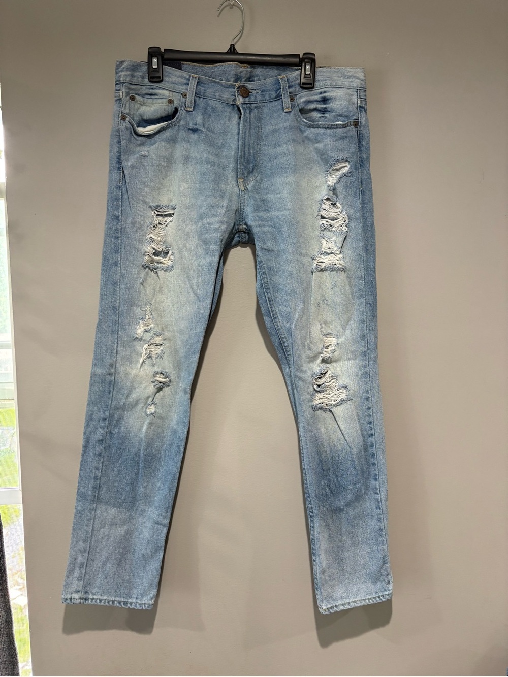 Hollister Skinny Jean Light Wash Distressed Ripped Denim Men’s Size 33